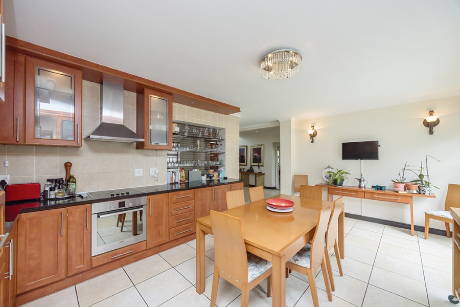 5 Bedroom Property for Sale in Big Bay Western Cape